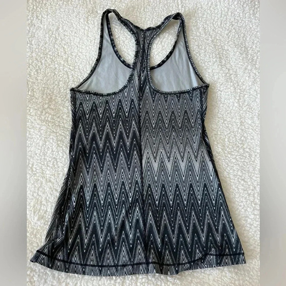 Nike | Dri-Fit Chevron Racerback Tank - Size S - Picture 4 of 4